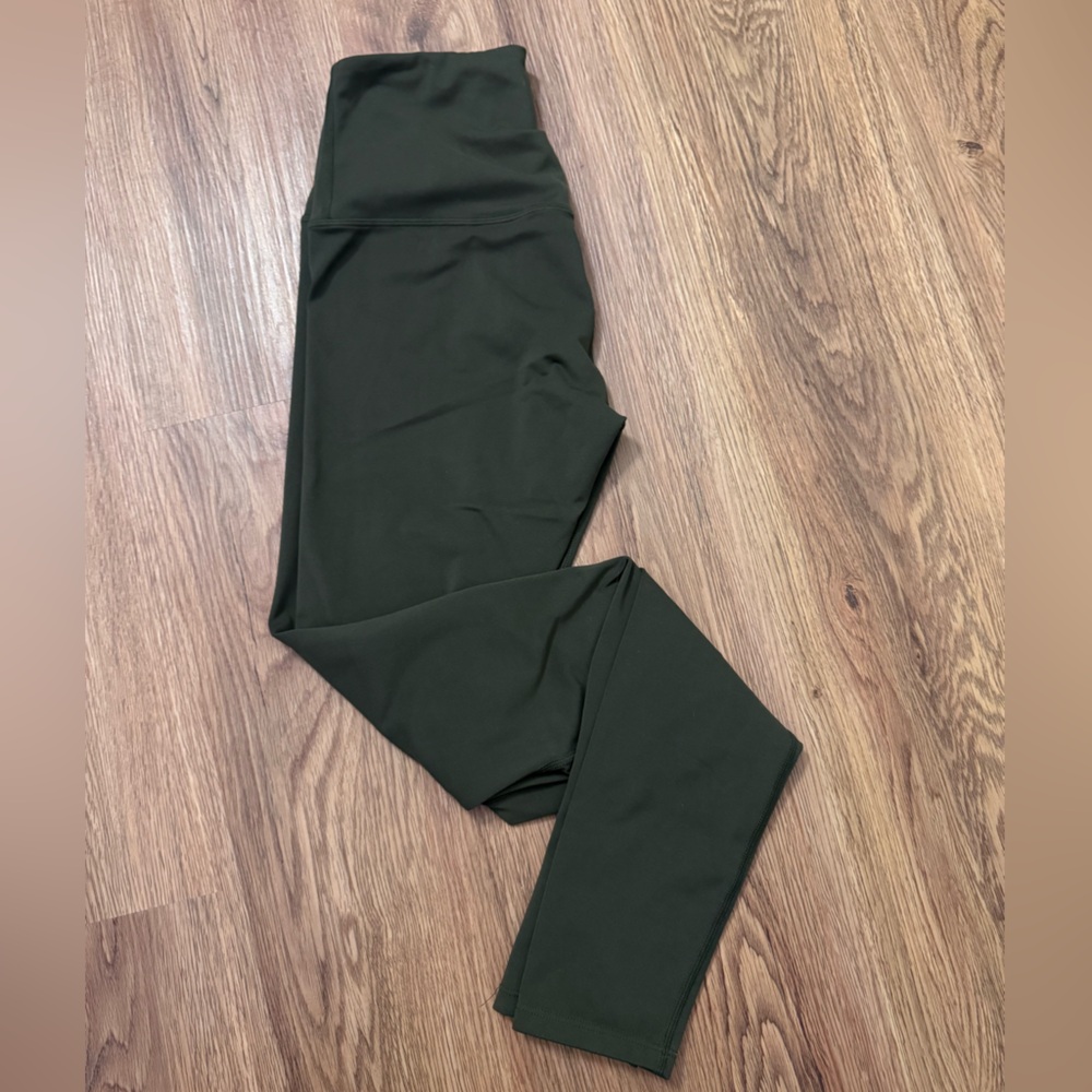 Like New Varley leggings 7/8 length